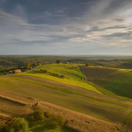Dağ evi Ladybug House With Whirlpool - Happy Fokovci