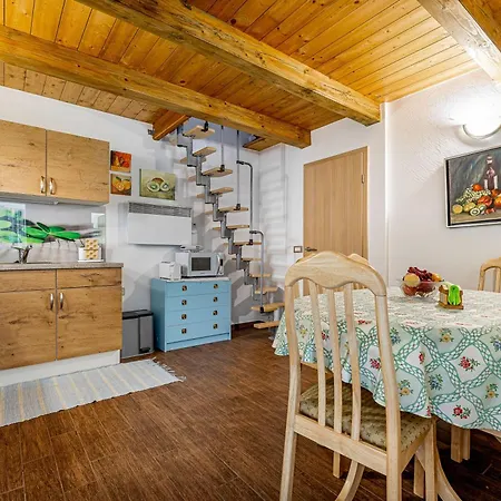 Ladybug House With Whirlpool - Happy