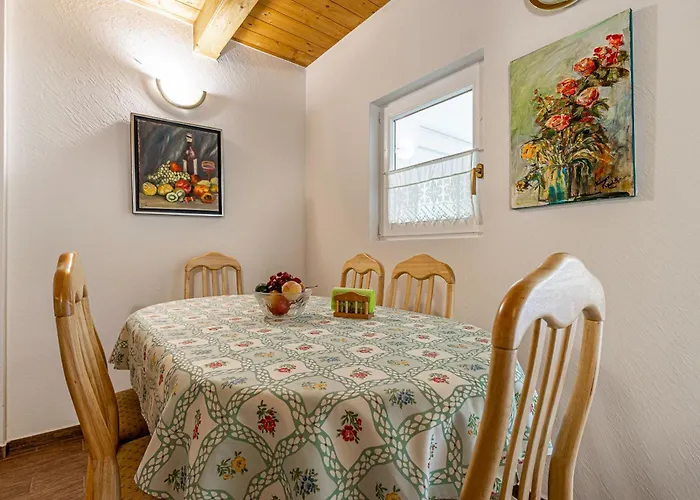 Ladybug House With Whirlpool - Happy Chalet *