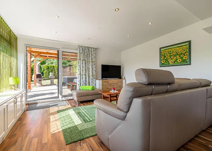 Σαλέ Ladybug House With Whirlpool - Happy *