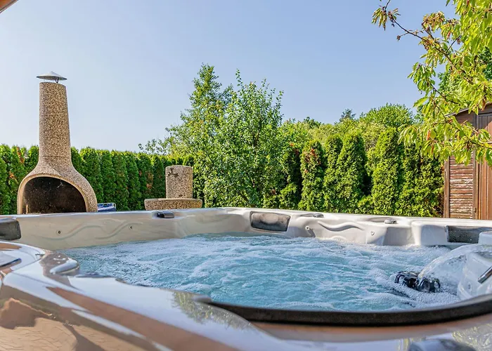 Σαλέ Ladybug House With Whirlpool - Happy *